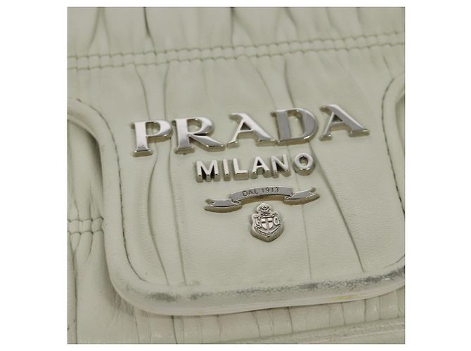 PRADA Borsa a Spalla con Catena Arricciata in Pelle Bianca Argento Auth mr992 Bianco - vista 10