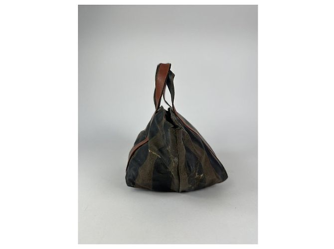 Borsa a tracolla in pelle marrone Fendi Baguette - vista 4