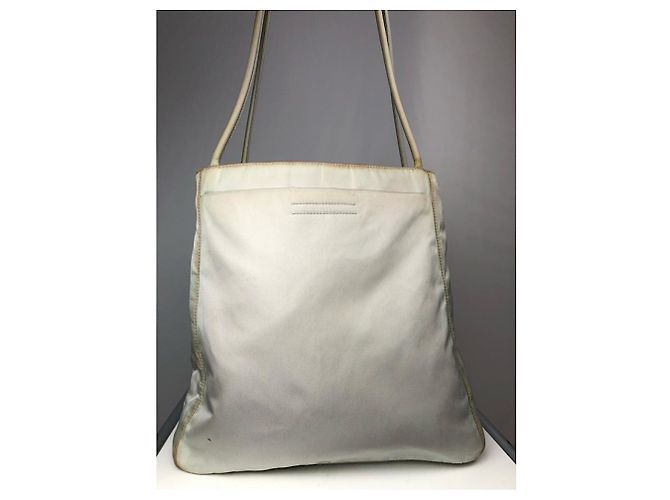 Prada Re-Edition 2005 Zip weiße Polyester-Handtasche - Ansicht 2