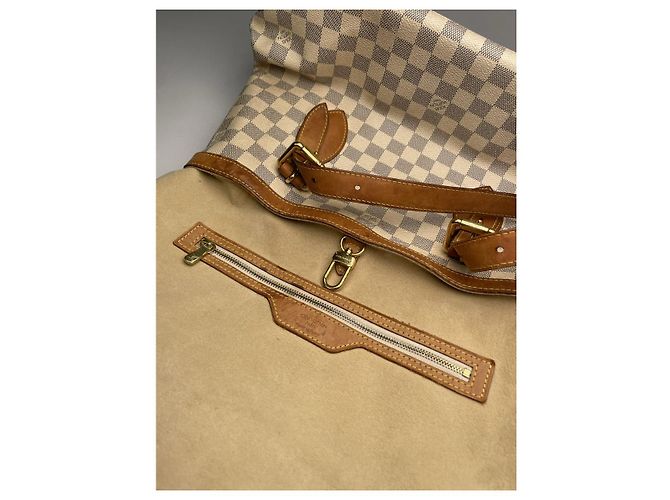 Borsa a mano in pelle bianca Louis Vuitton Hampstead Bianco - vista 3