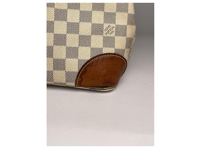 Borsa a mano in pelle bianca Louis Vuitton Hampstead Bianco - vista 4