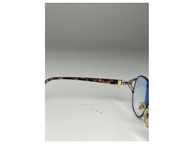 Yves Saint Laurent Gold Metal Sunglasses Golden - view 5