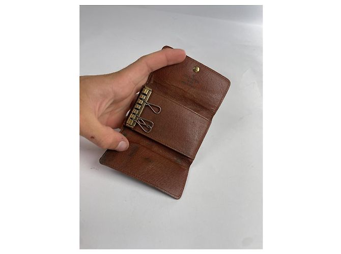 Borsa in pelle marrone Lockme di Louis Vuitton - vista 4
