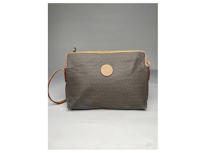 Fendi Baguette schwarze Lederhandtasche - Ansicht 5