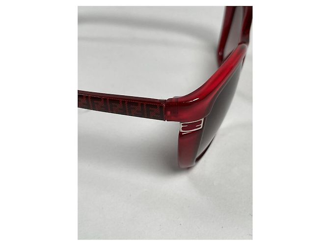 Occhiali da sole in plastica rossa Fendi Rosso - vista 4