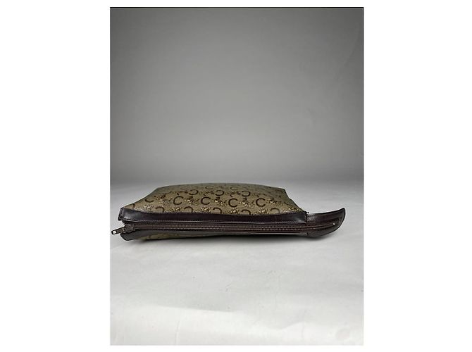 Céline Clutch in pelle nera Celine Triomphe Nero - vista 5