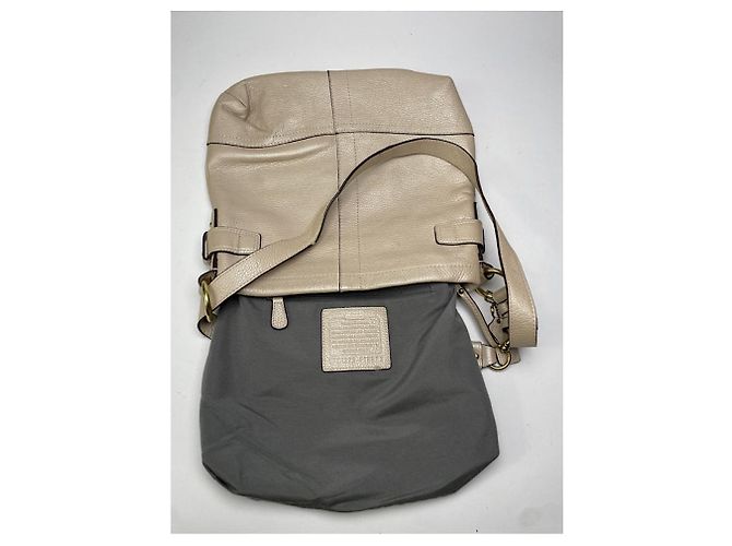 Coach Signature Sufflette Beiger Lederhandtasche - vista 2