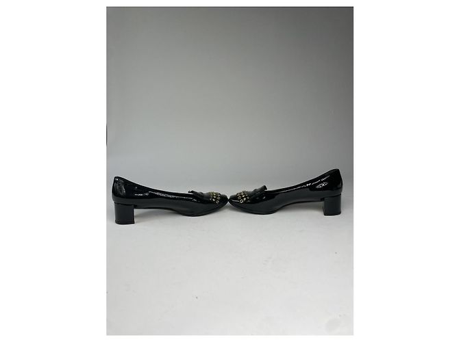 Louis Vuitton Upper Case Black Patent Leather Flat - view 5
