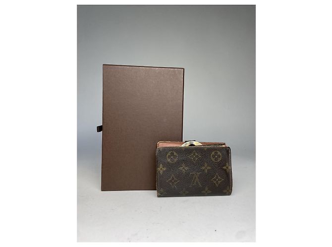 Portafoglio in pelle marrone Louis Vuitton Juliette - vista 2