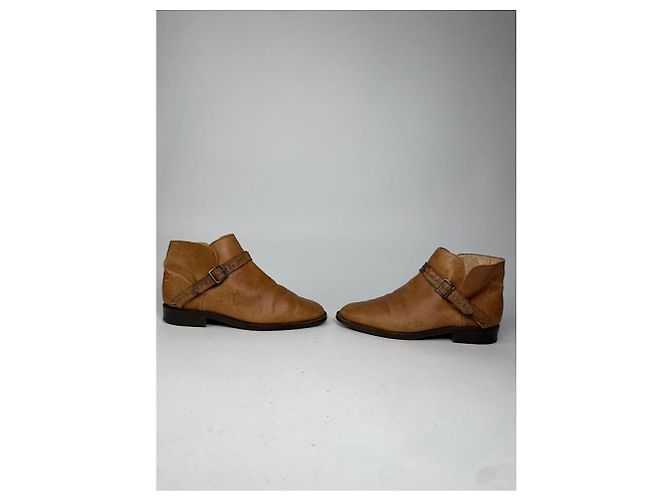 Botas de Tobillo de Cuero Marrón con Logo V de Valentino Garavani Castaño - vista 2