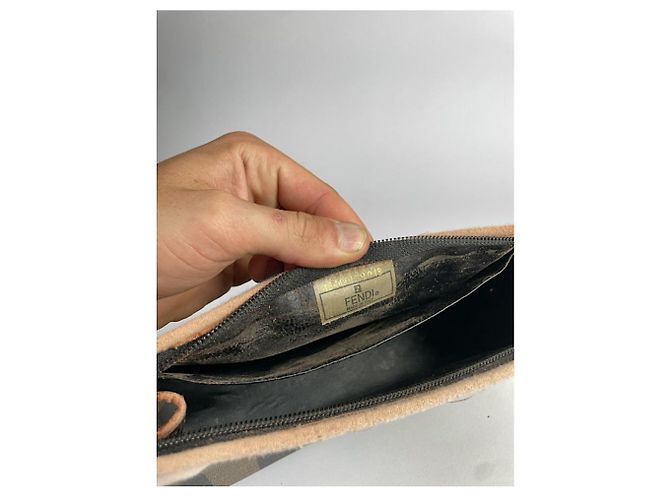 Fendi Baguette schwarze Leder-Clutch - Ansicht 3