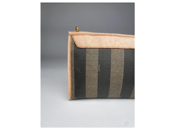 Fendi Baguette schwarze Leder-Clutch - Ansicht 5