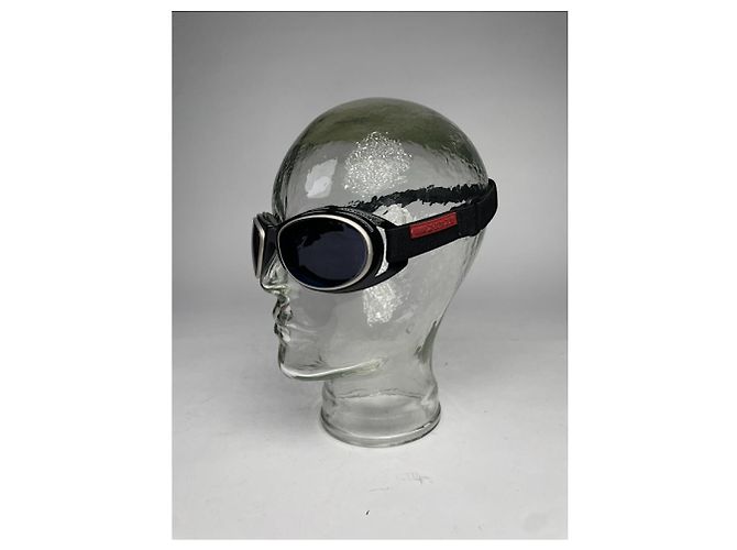 Occhiali da sole in plastica nera Prada Nero - vista 2