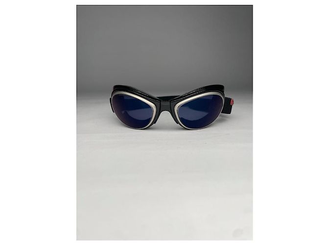 Occhiali da sole in plastica nera Prada Nero - vista 3
