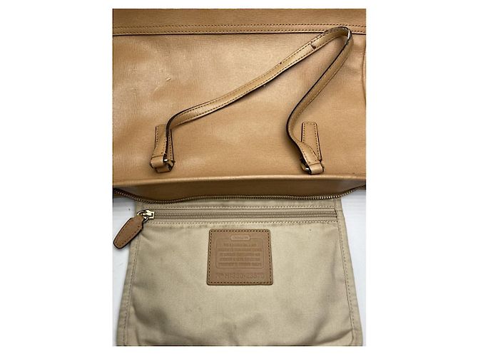 Borsa in pelle marrone Coach Carly - vista 3