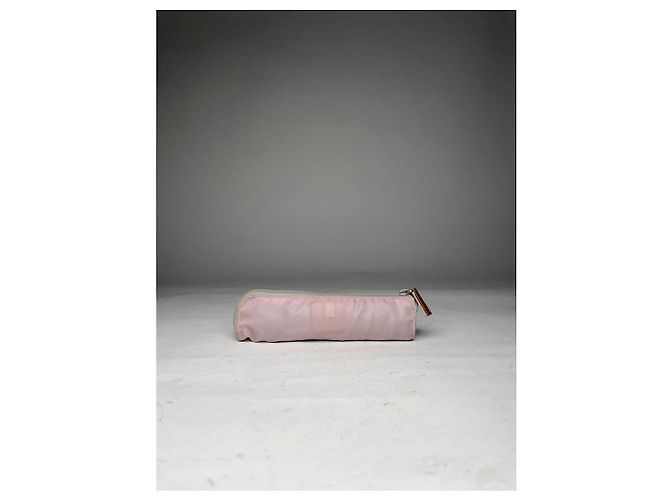 Borsa a mano in poliestere rosa di Prada - vista 3