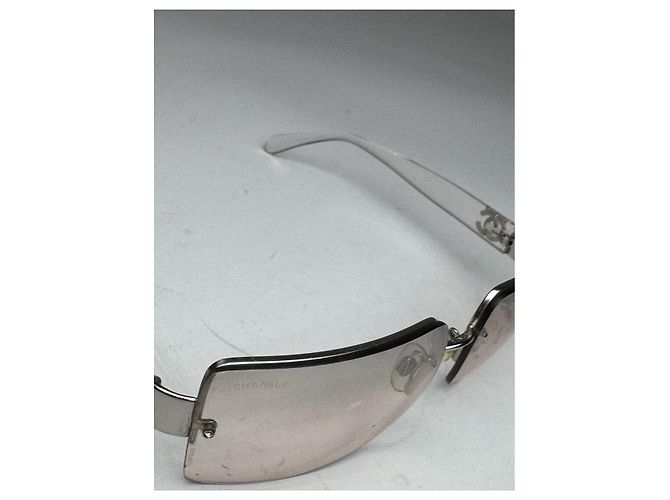 Gafas de sol de plástico plateadas de Chanel Plata - vista 3