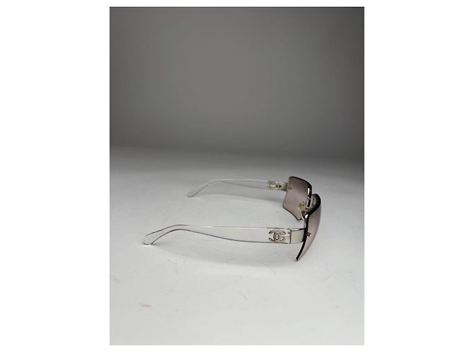 Gafas de sol de plástico plateadas de Chanel Plata - vista 4