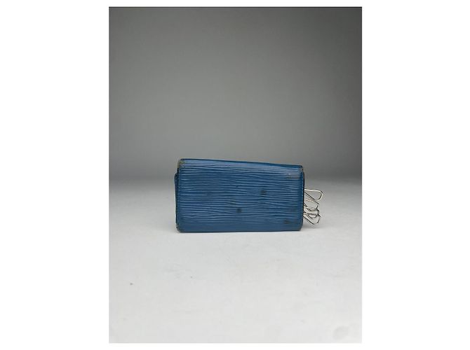 Borsa in pelle blu Lockme di Louis Vuitton - vista 2