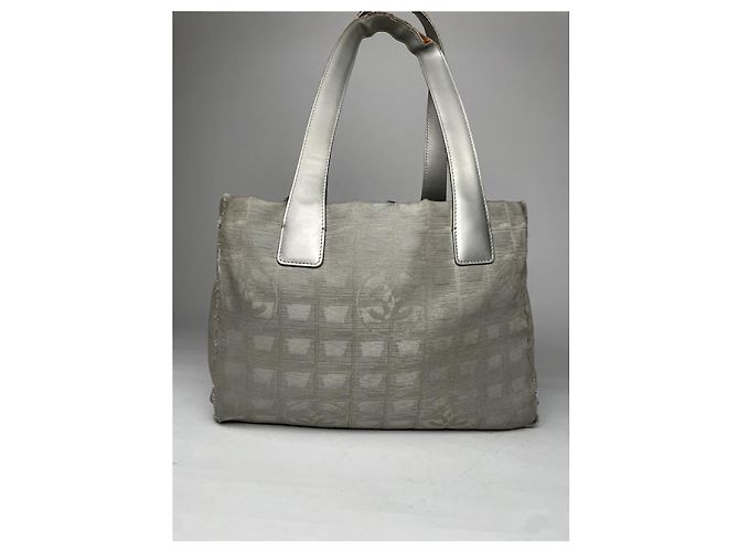 Chanel Cambon Silber Polyester Handtasche - Ansicht 5