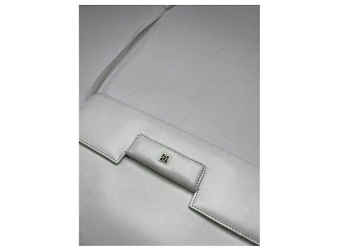 Borsa a mano in pelle verniciata bianca Givenchy Infinity Bianco - vista 2