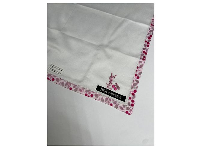 Sciarpa in cotone rosa Yves Saint Laurent - vista 2