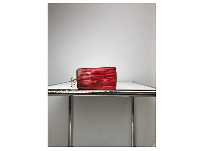 Borsa in pelle rossa Dauphine di Louis Vuitton Rosso - vista 2