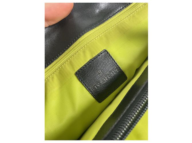 Borsa a mano in pelle nera Givenchy Whip Nero - vista 5
