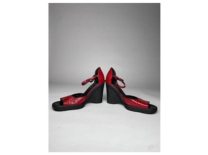Gucci schwarze Lacklederabsätze - Ansicht 5