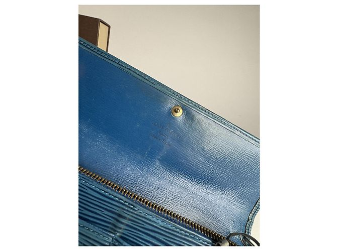 Cartera de cuero azul Louis Vuitton Louise - vista 4