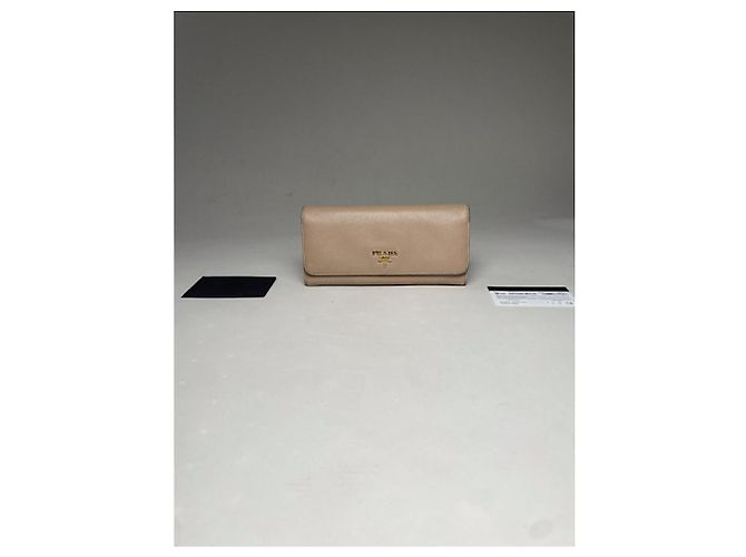 Prada Gold Leather Wallet Golden - view 3