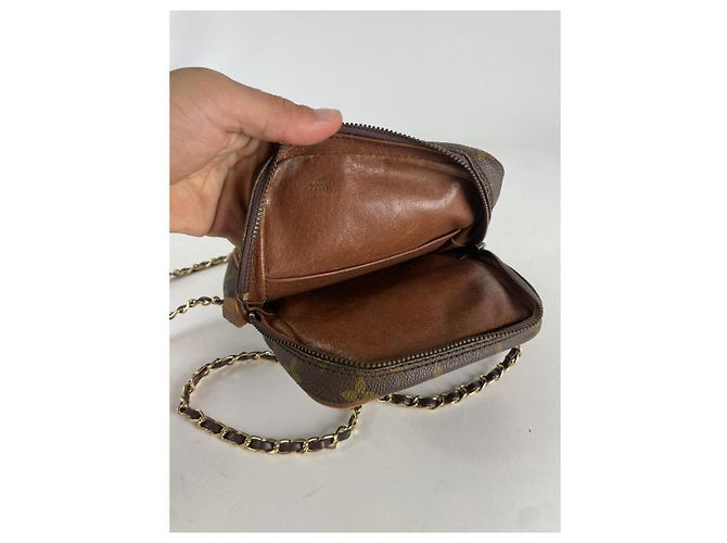 Borsa a mano in pelle marrone Amazon Louis Vuitton - vista 3