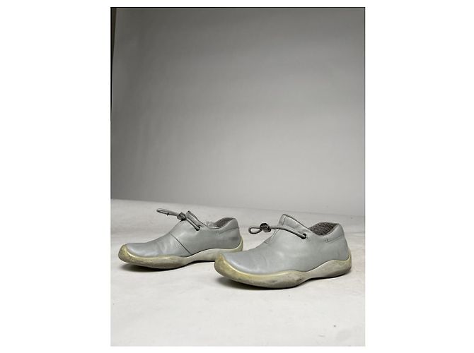 Sneaker in pelle turchese Prada - vista 4