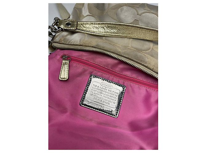 Borsa in pelle argentata Sufflette Signature di Coach Argento - vista 4