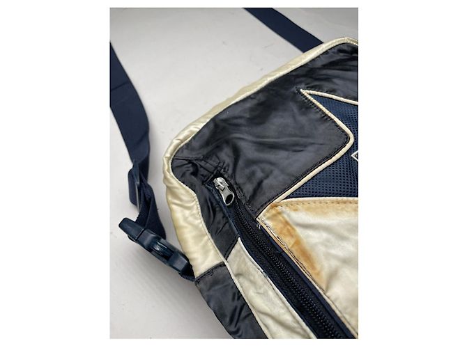 Bolsa de mão Chanel Trendy CC Vanity em poliéster azul marinho - vista 5