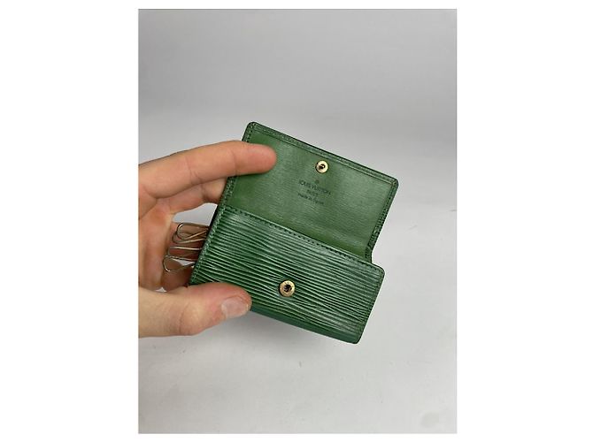Borsa in pelle verde Louis Vuitton Lockme - vista 4