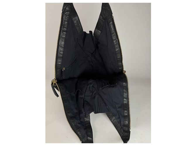 Givenchy Nightingale schwarze Lederhandtasche - Ansicht 2