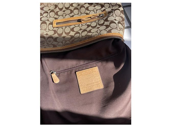 Borsa a mano in cotone beige Sufflette Signature di Coach - vista 3