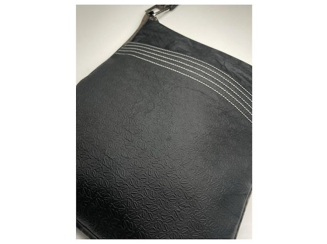 Borsa a mano in pelle nera Loewe Cubi Nero - vista 3