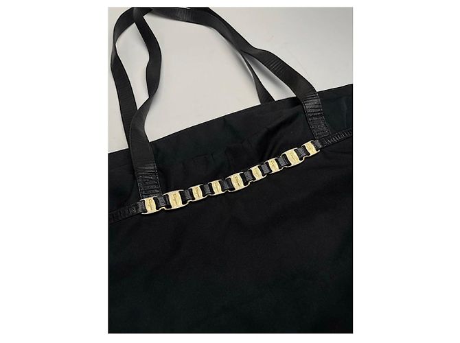 Schwarze Polyester-Handtasche Wanda von Salvatore Ferragamo - Ansicht 3