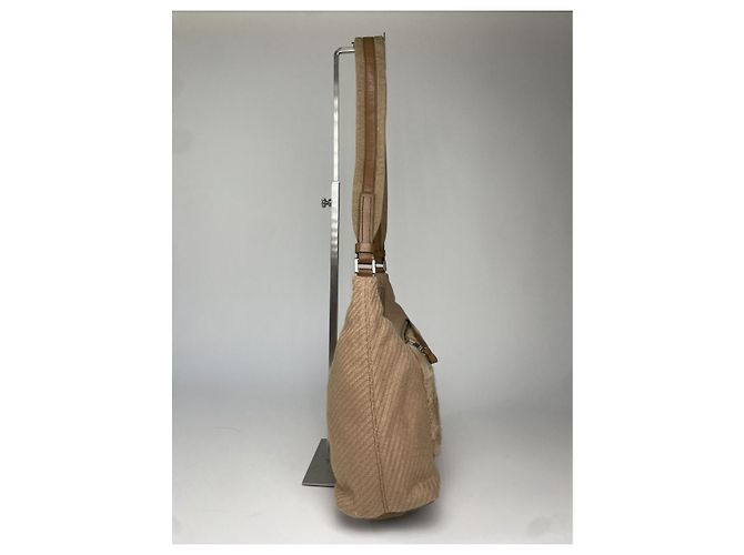 Borsa a mano in pelliccia beige Prada Cleo - vista 3