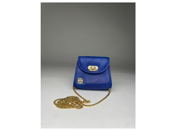 Borsa a mano mini Pocket in pelle blu di Givenchy - vista 4