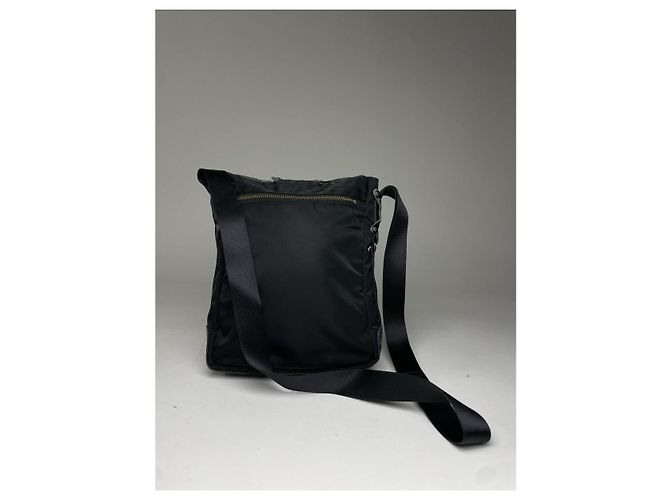 Borsa a mano in pelle vegana nera Pleats Please Nero - vista 3