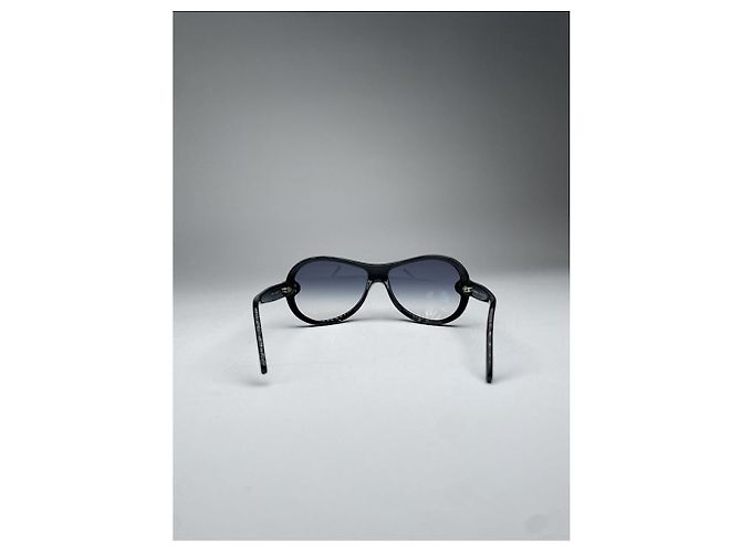 Timeless Gafas de sol de plástico negro Chanel - vista 5