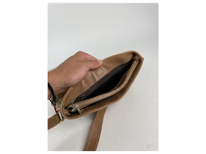 Triomphe Céline Borsa a secchiello in pelle marrone Celine - vista 2