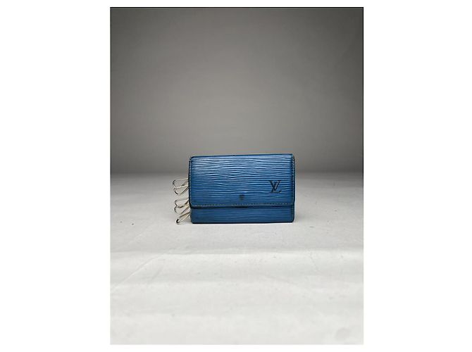 Borsa in pelle blu Lockme di Louis Vuitton - vista 5