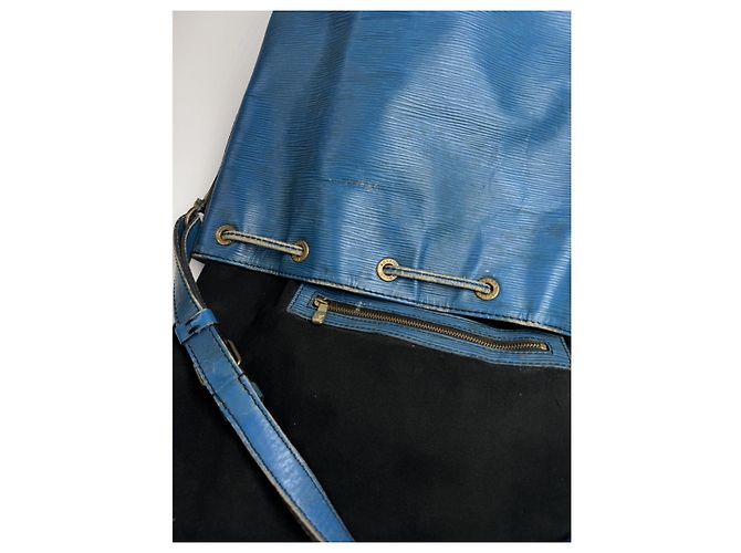 Borsa a mano in pelle blu NéoNoé di Louis Vuitton - vista 3