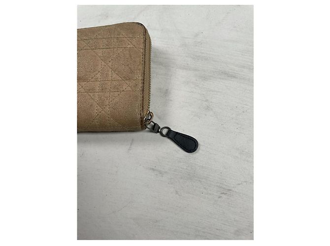 Portefeuille en cuir beige Miss Dior - vue 5