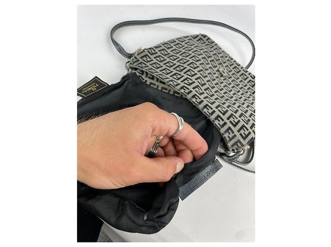 Borsa a mano in cotone nero Fendi Baguette - vista 3