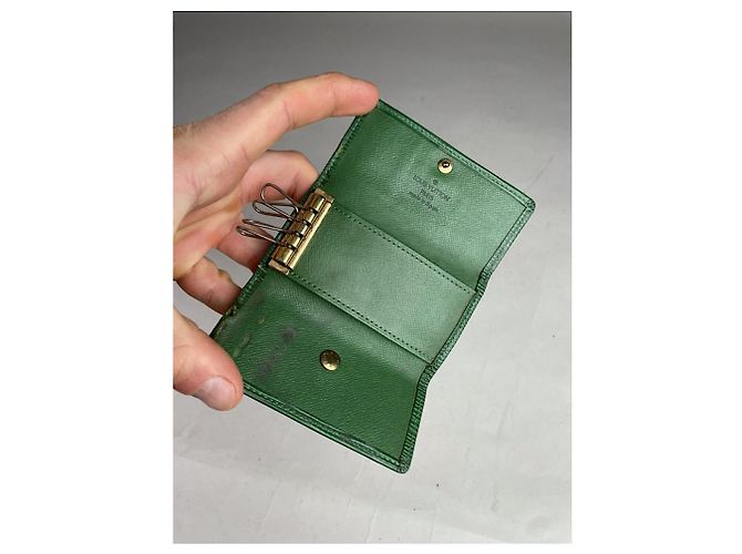 Borsa in pelle verde Lockme di Louis Vuitton - vista 5